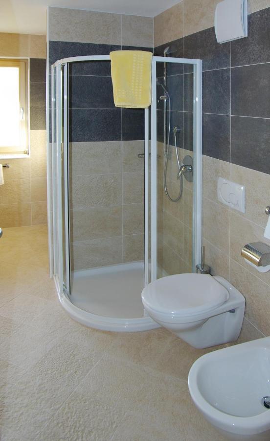 A Sosta Apartment Selva di Val Gardena Bagian luar foto