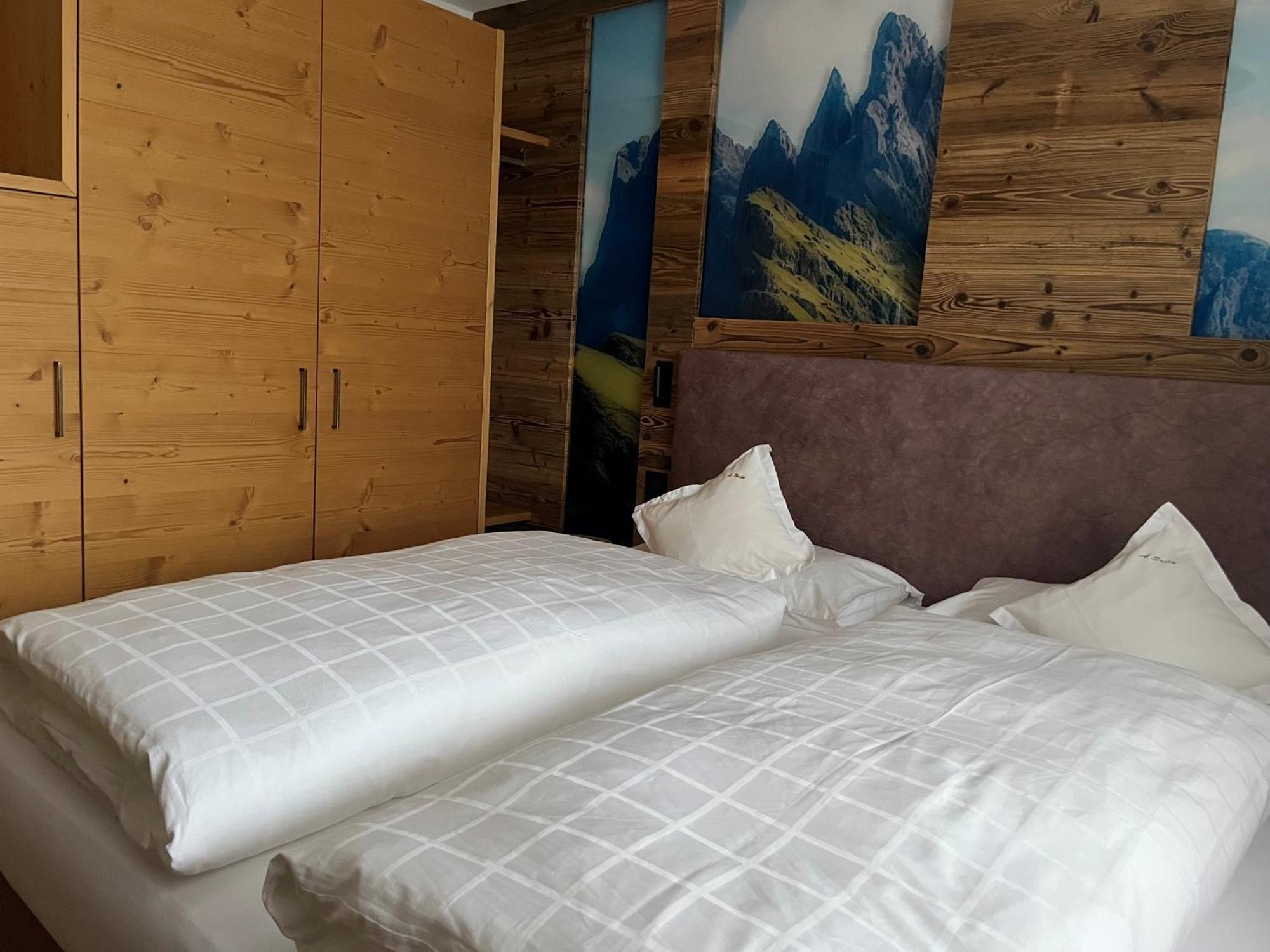 A Sosta Apartment Selva di Val Gardena Bagian luar foto